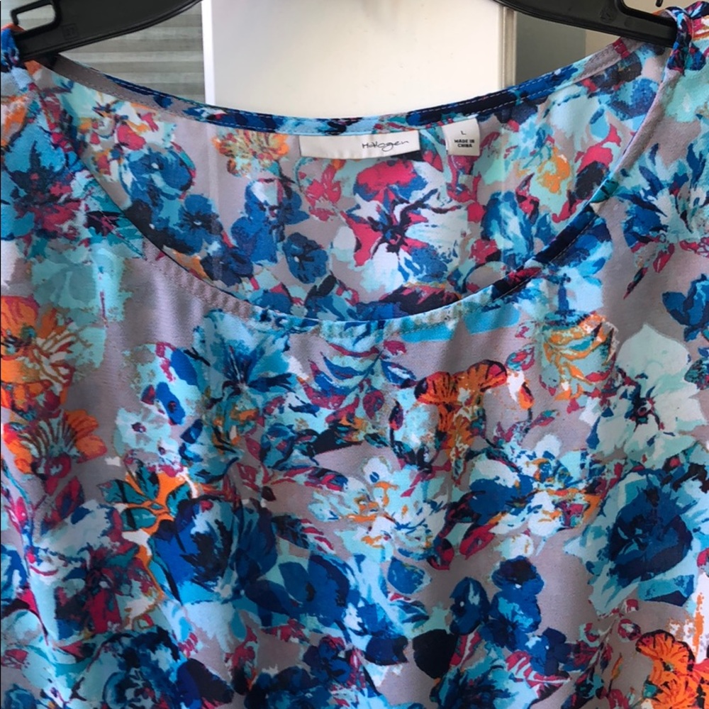 🌸🌹 Floral, cap sleeve peplum top 🌹🌸